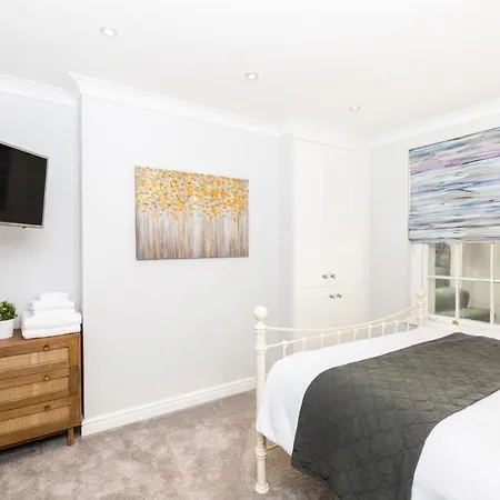Boutique Basement 1 Bed Flat, Central Location, Free Parking, Wi-Fi, Sky, Netflix Leamington Spa Extérieur photo