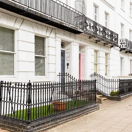 Boutique Basement 1 Bed Flat, Central Location, Free Parking, Wi-Fi, Sky, Netflix Leamington Spa Extérieur photo