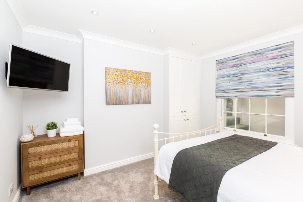 Boutique Basement 1 Bed Flat, Location, Free Parking, Wi-fi, Sky, Netflix Leamington Spa